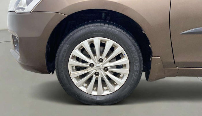 2015 Maruti Ciaz ZXI, Petrol, Manual, 95,339 km, Left Front Wheel