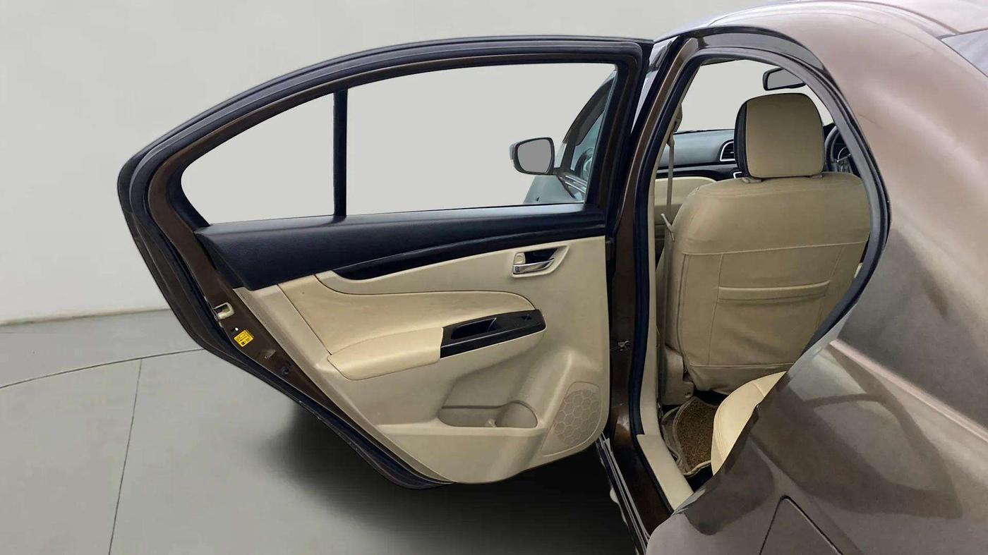 2015 Maruti Ciaz ZXI, Petrol, Manual, 95,422 km, LHS Rear Door