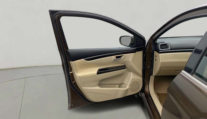 2015 Maruti Ciaz ZXI, Petrol, Manual, 95,339 km, LHS Front Door