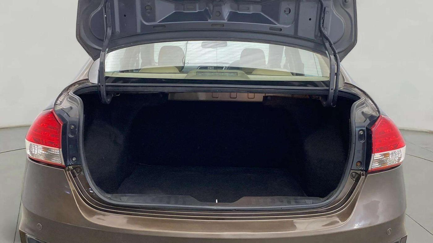 2015 Maruti Ciaz ZXI, Petrol, Manual, 95,422 km, Boot Open Zoomed View