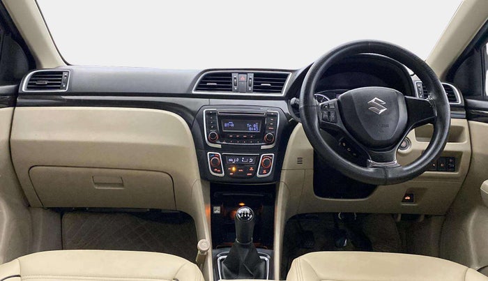 2015 Maruti Ciaz ZXI, Petrol, Manual, 95,339 km, Dashboard