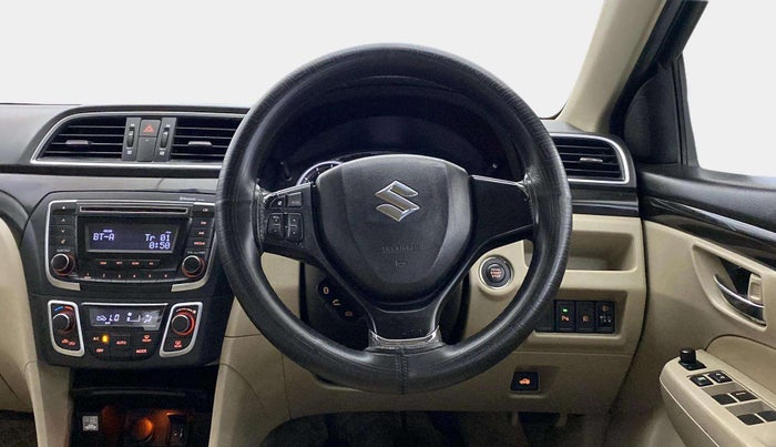 2015 Maruti Ciaz ZXI, Petrol, Manual, 95,339 km, Steering Wheel Close Up