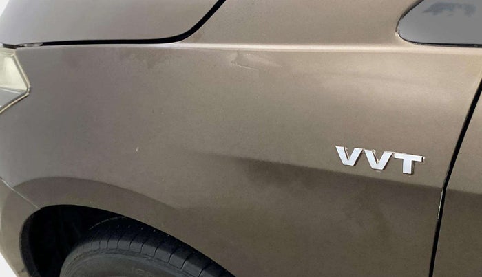 2015 Maruti Ciaz ZXI, Petrol, Manual, 95,339 km, Left fender - Minor scratches