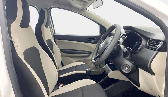 2022 Renault TRIBER RXT AMT, Petrol, Automatic, 37,121 km, Right Side Front Door Cabin