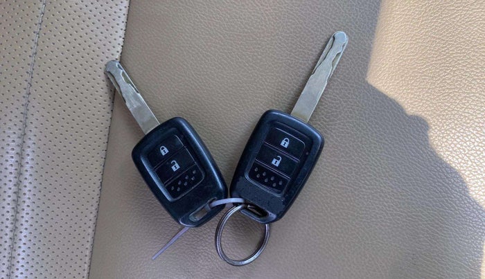 2014 Honda City 1.5L I-VTEC V MT, Petrol, Manual, 61,972 km, Key Close Up