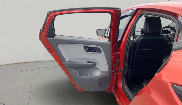 2020 Tata ALTROZ XT PETROL, Petrol, Manual, 16,706 km, LHS Rear Door
