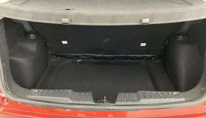 2020 Tata ALTROZ XT PETROL, Petrol, Manual, 16,706 km, Boot Inside