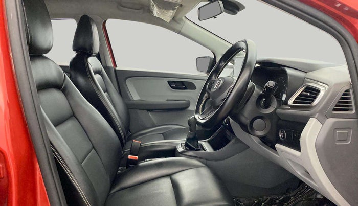 2020 Tata ALTROZ XT PETROL, Petrol, Manual, 16,706 km, Right Side Front Door Cabin