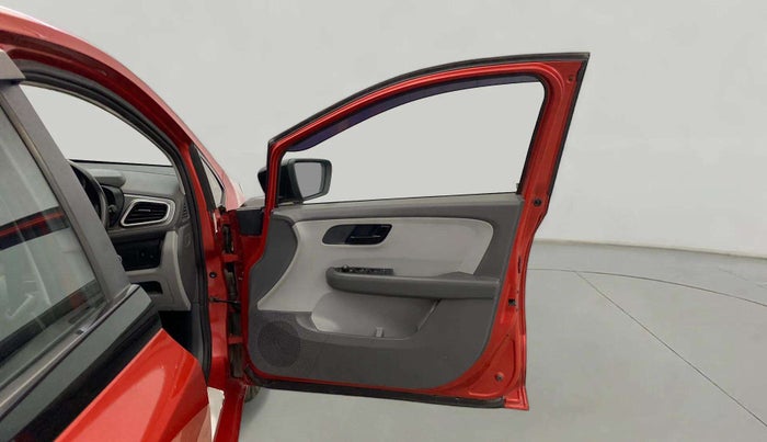 2020 Tata ALTROZ XT PETROL, Petrol, Manual, 16,706 km, RHS Front Door