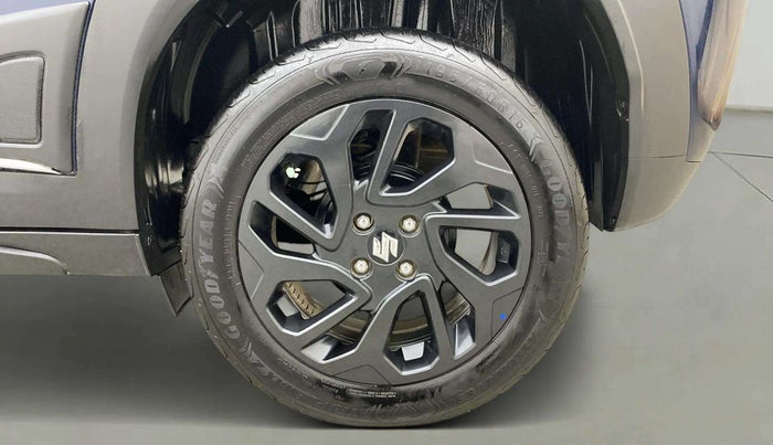2023 Maruti FRONX DELTA PLUS 1.2MT, Petrol, Manual, 24,935 km, Left Rear Wheel