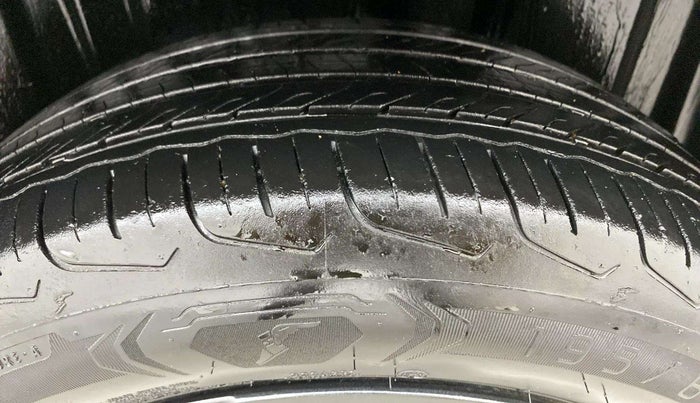 2023 Maruti FRONX DELTA PLUS 1.2MT, Petrol, Manual, 24,935 km, Left Rear Tyre Tread