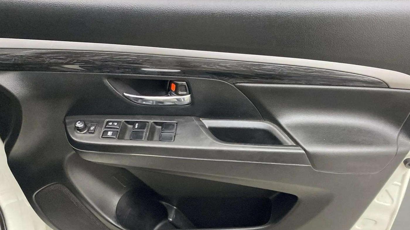 2021 Maruti XL6 ZETA AT, Petrol, Automatic, 49,957 km, Driver Side Door Panels Control