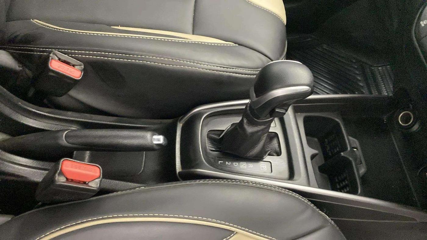 2021 Maruti XL6 ZETA AT, Petrol, Automatic, 49,957 km, Gear Lever