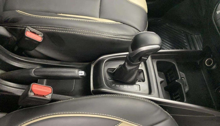 2021 Maruti XL6 ZETA AT, Petrol, Automatic, 49,957 km, Gear Lever