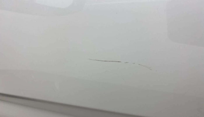 2021 Maruti XL6 ZETA AT, Petrol, Automatic, 49,957 km, Front passenger door - Minor scratches