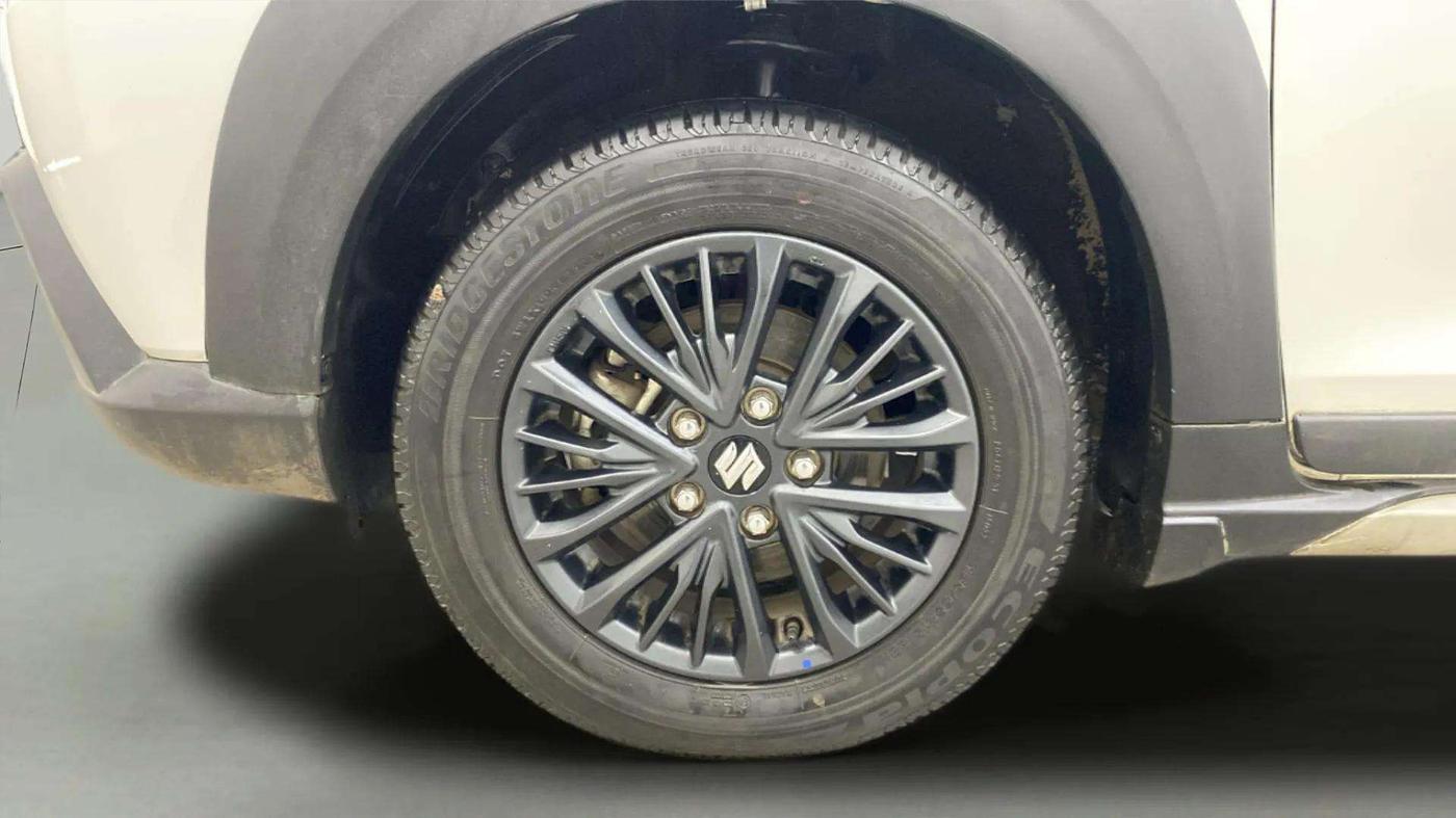 2021 Maruti XL6 ZETA AT, Petrol, Automatic, 49,957 km, Left Front Wheel