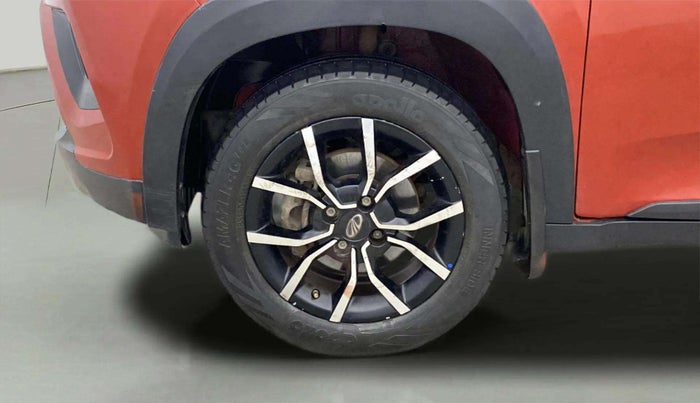 2018 Mahindra KUV 100 NXT K8 P 6 STR, CNG, Manual, 19,907 km, Left Front Wheel