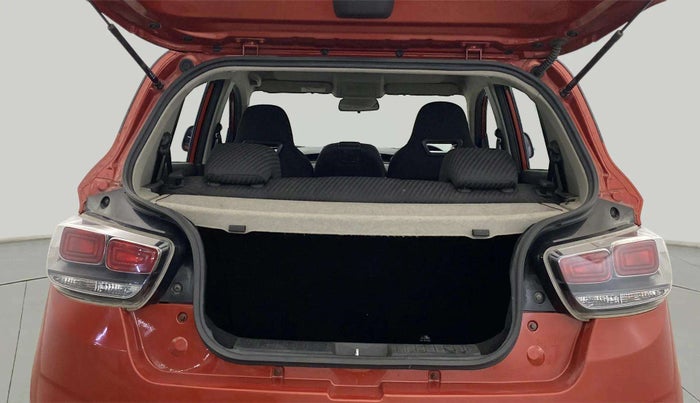 2018 Mahindra KUV 100 NXT K8 P 6 STR, CNG, Manual, 19,907 km, Boot Open Zoomed View