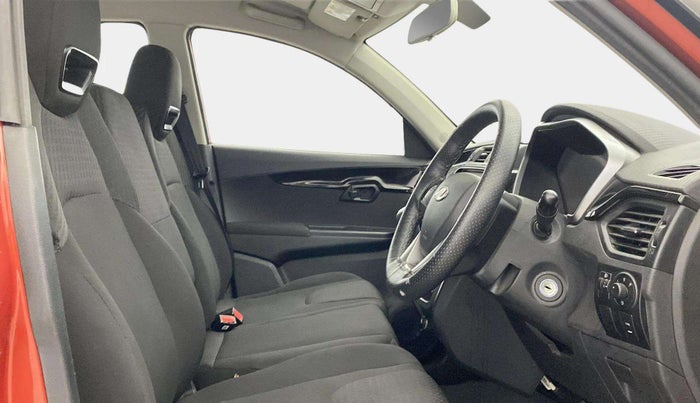 2018 Mahindra KUV 100 NXT K8 P 6 STR, CNG, Manual, 19,907 km, Right Side Front Door Cabin