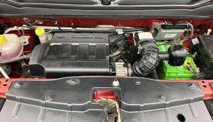 2018 Mahindra KUV 100 NXT K8 P 6 STR, CNG, Manual, 19,907 km, Engine View
