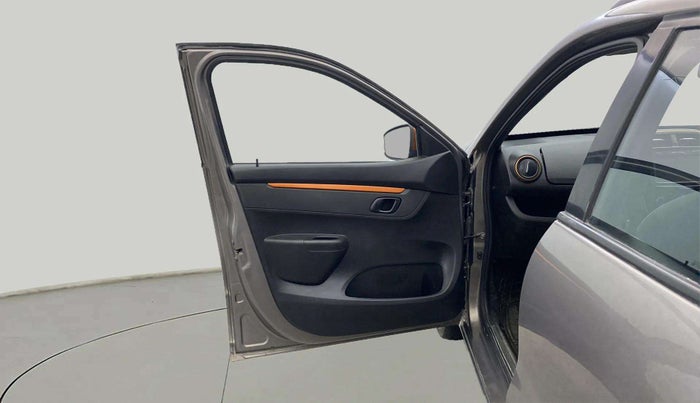 2018 Renault Kwid CLIMBER 1.0 AMT, Petrol, Automatic, 23,830 km, LHS Front Door