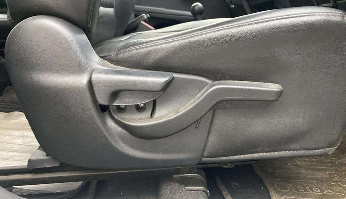2018 Honda BR-V 1.5L I-VTEC S, Petrol, Manual, 78,913 km, Driver Side Adjustment Panel