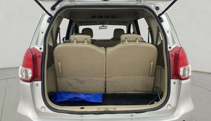 2016 Maruti Ertiga VDI SHVS, Diesel, Manual, 77,518 km, Boot Inside