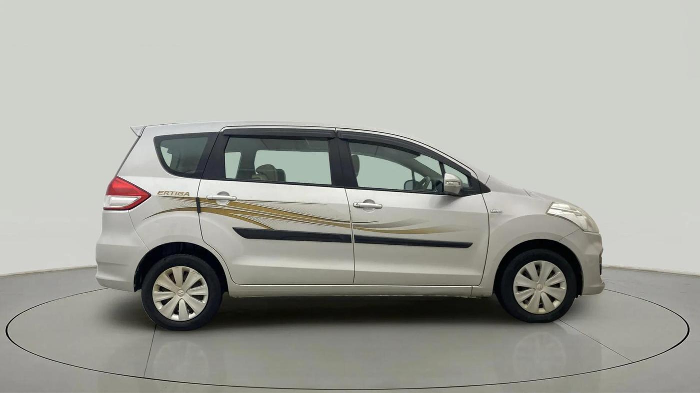 2016 Maruti Ertiga VDI SHVS, Diesel, Manual, 77,621 km, Right Side View