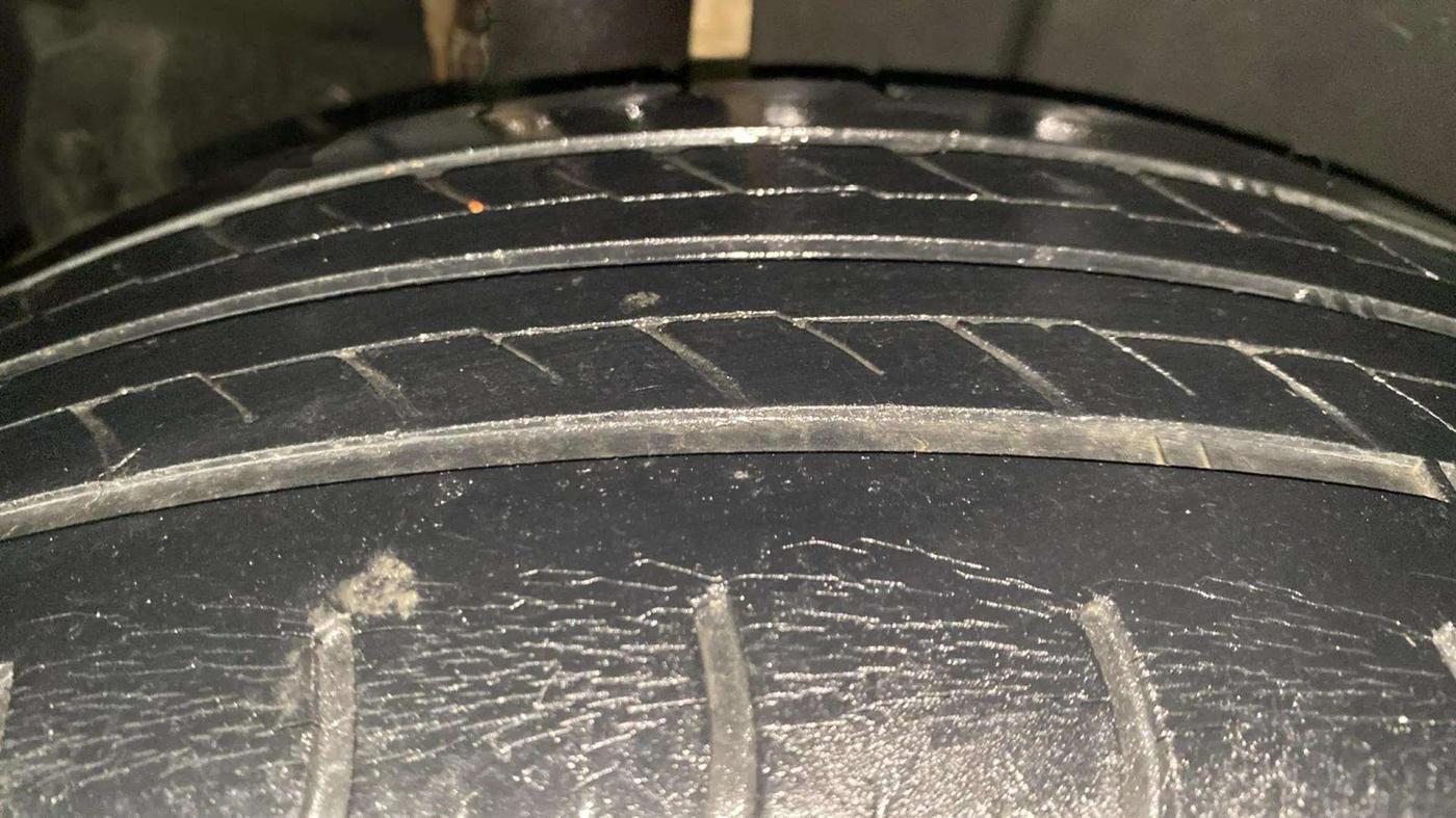 2016 Maruti Ertiga VDI SHVS, Diesel, Manual, 77,621 km, Right Rear Tyre Tread