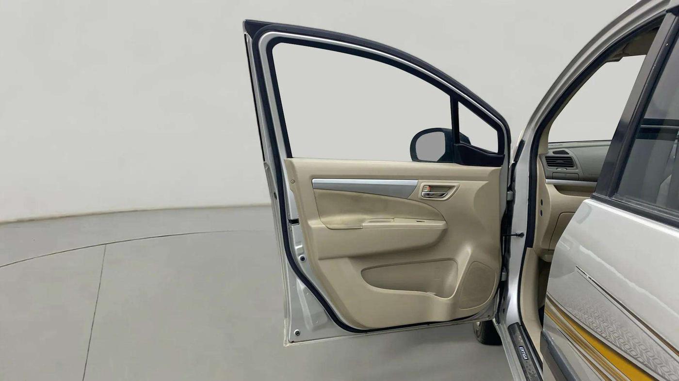 2016 Maruti Ertiga VDI SHVS, Diesel, Manual, 77,621 km, LHS Front Door