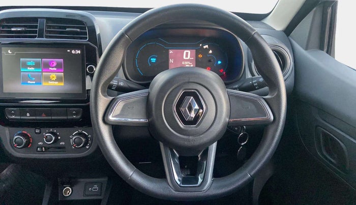 2021 Renault Kwid RXT 1.0 AMT (O), Petrol, Automatic, 16,962 km, Steering Wheel Close Up