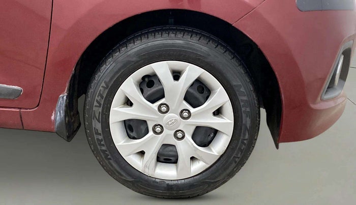 2016 Hyundai Grand i10 SPORTZ 1.2 KAPPA VTVT, Petrol, Manual, 65,066 km, Right Front Wheel