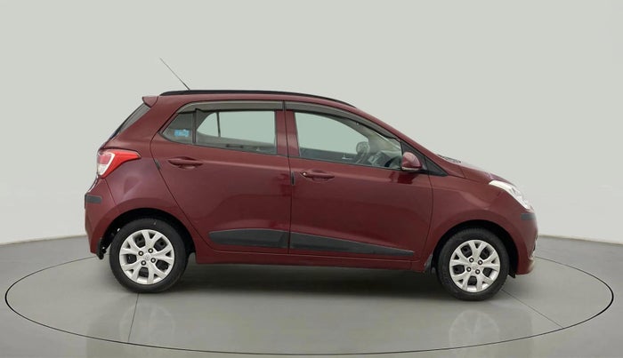 2016 Hyundai Grand i10 SPORTZ 1.2 KAPPA VTVT, Petrol, Manual, 65,066 km, Right Side View
