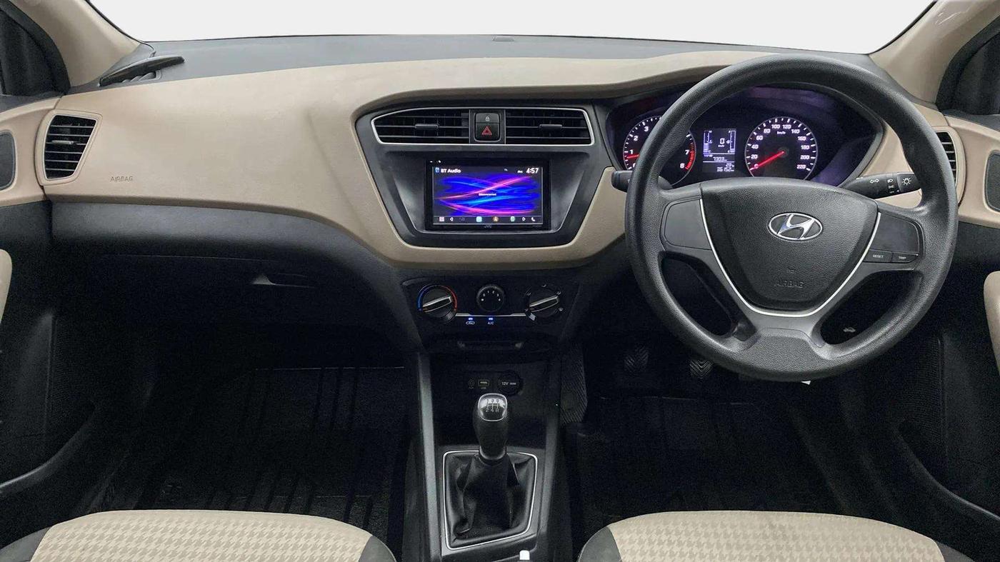 2018 Hyundai Elite i20 MAGNA EXECUTIVE 1.2, Petrol, Manual, 36,133 km, Dashboard