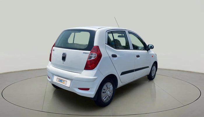 2013 Hyundai i10 MAGNA 1.1, Petrol, Manual, 49,438 km, Right Back Diagonal