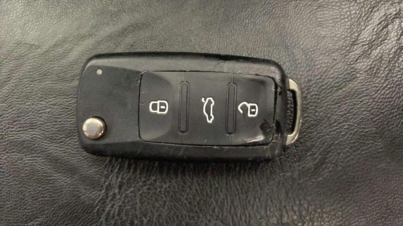 2018 Volkswagen Ameo COMFORTLINE 1.0L, Petrol, Manual, 79,647 km, Key Close Up