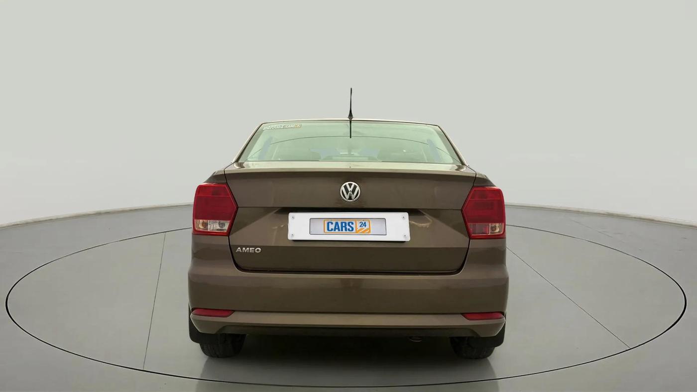 2018 Volkswagen Ameo COMFORTLINE 1.0L, Petrol, Manual, 79,647 km, Back/Rear