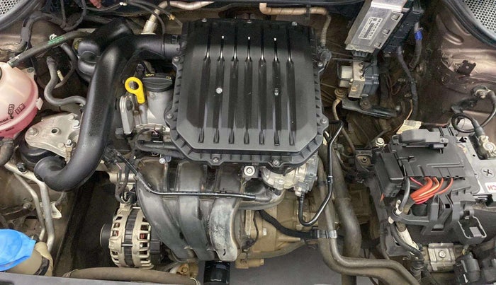 2018 Volkswagen Ameo COMFORTLINE 1.0L, Petrol, Manual, 79,590 km, Open Bonet
