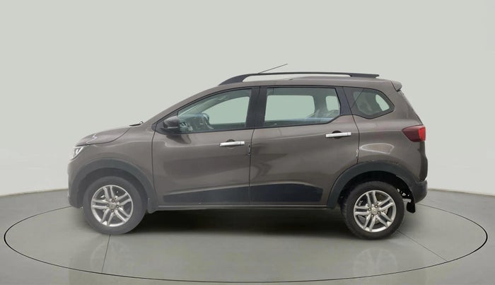 2022 Renault TRIBER RXZ AMT, Petrol, Automatic, 8,379 km, Left Side