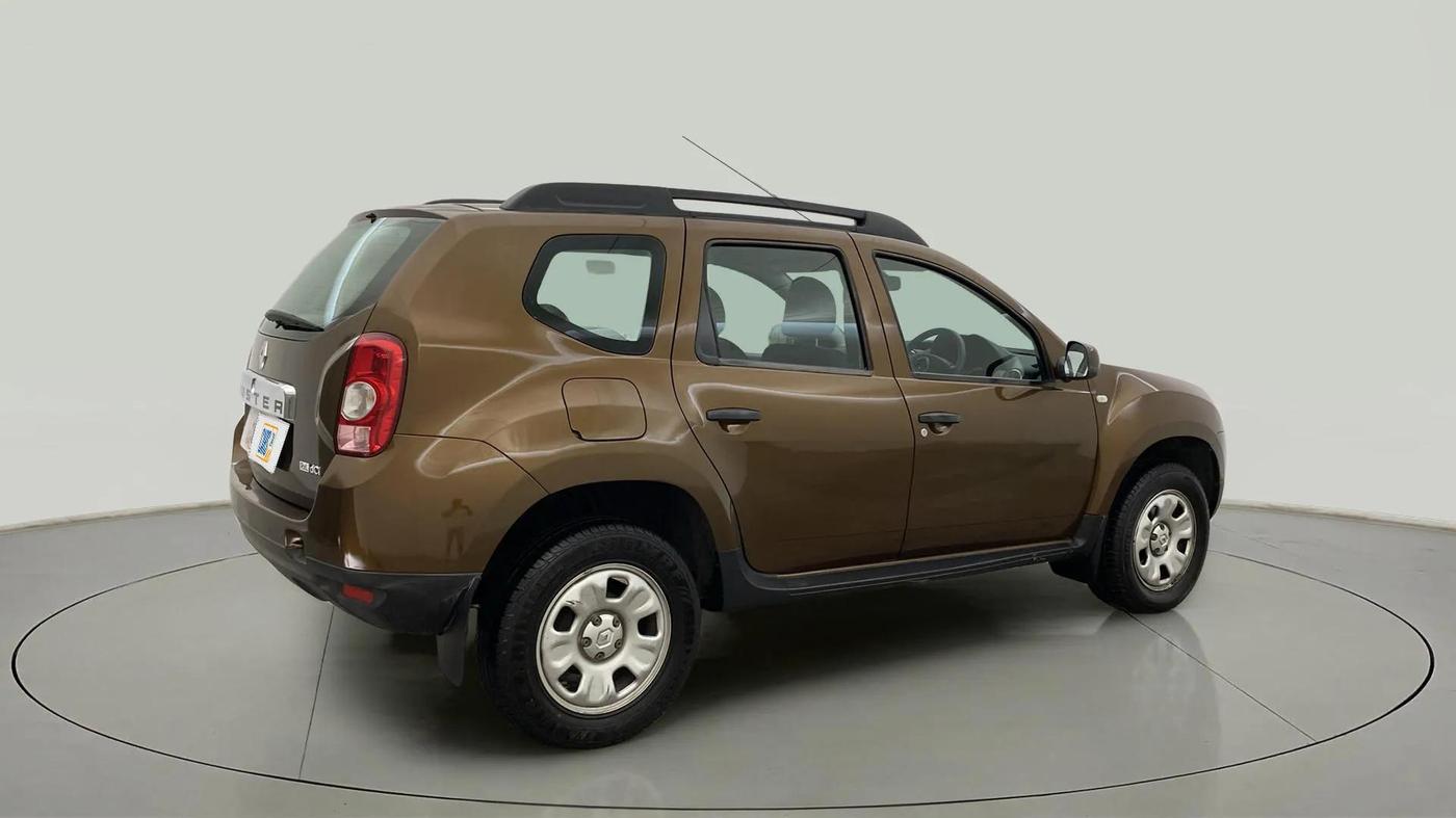 2013 Renault Duster 85 PS RXL DIESEL, Diesel, Manual, 87,338 km, Right Back Diagonal