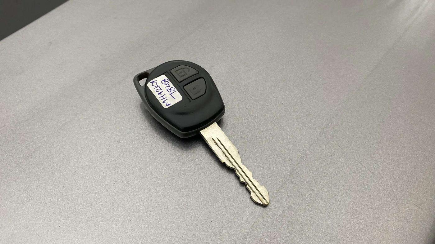 2014 Maruti Swift Dzire VXI, Petrol, Manual, 51,650 km, Key Close Up
