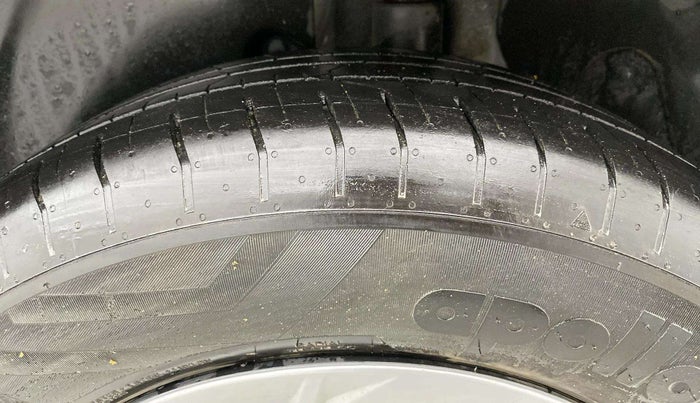 2022 Hyundai Creta E 1.5 PETROL, Petrol, Manual, 23,417 km, Left Rear Tyre Tread
