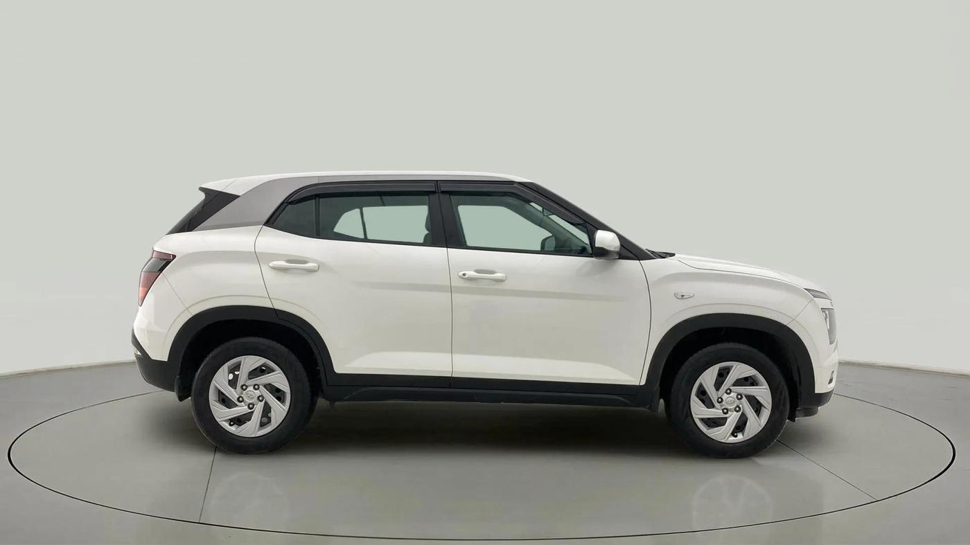 2022 Hyundai Creta E 1.5 PETROL, Petrol, Manual, 23,533 km, Right Side View