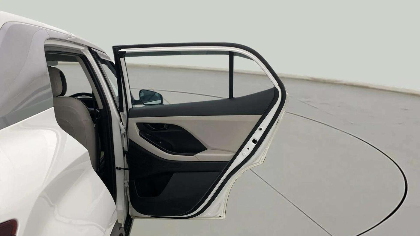 2022 Hyundai Creta E 1.5 PETROL, Petrol, Manual, 23,533 km, RHS Rear Door