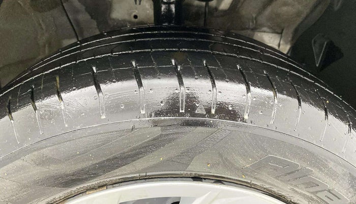 2022 Hyundai Creta E 1.5 PETROL, Petrol, Manual, 23,417 km, Right Front Tyre Tread