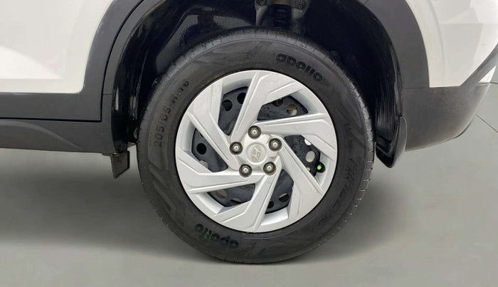 2022 Hyundai Creta E 1.5 PETROL, Petrol, Manual, 23,417 km, Left Rear Wheel