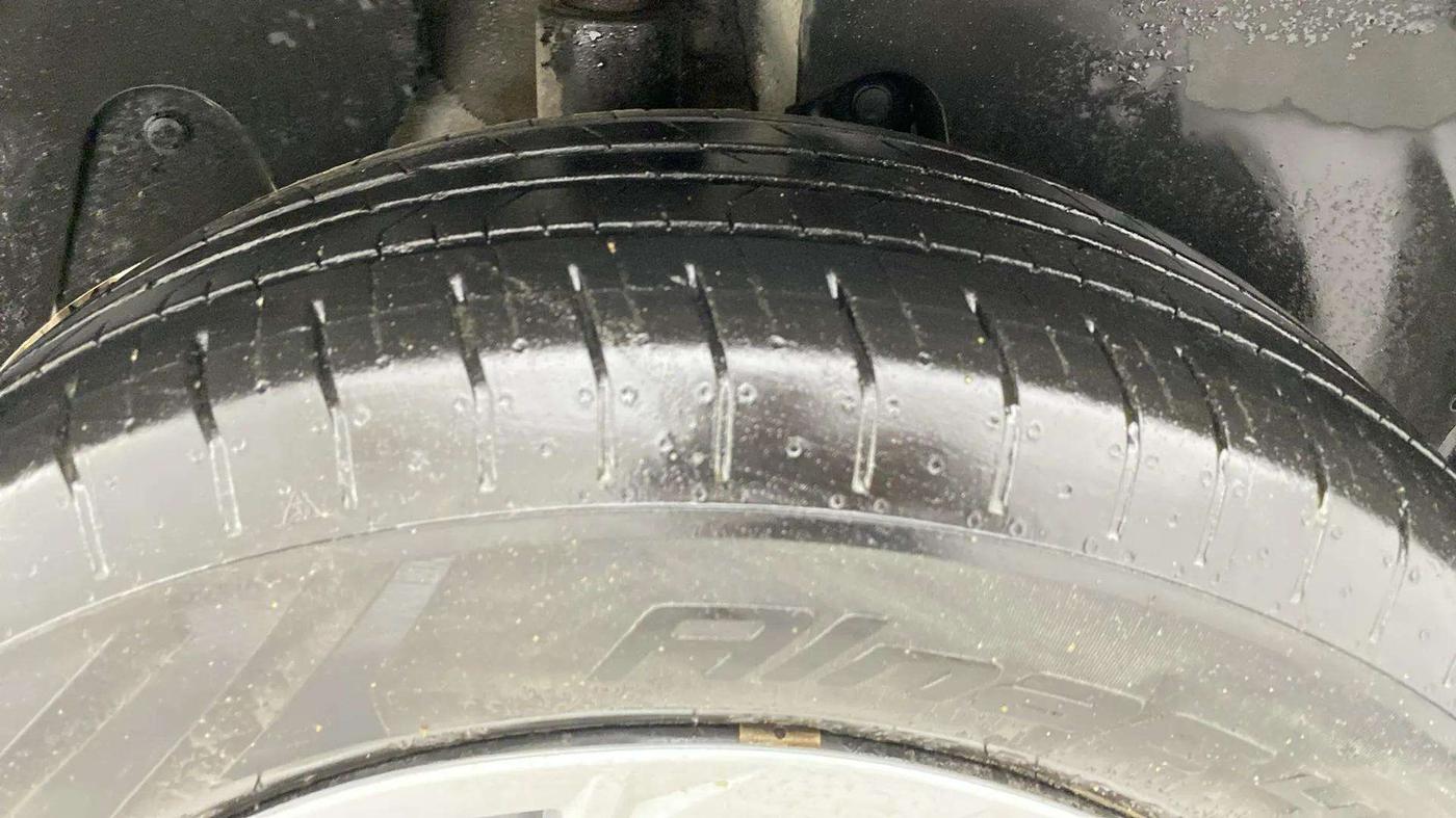 2022 Hyundai Creta E 1.5 PETROL, Petrol, Manual, 23,533 km, Right Rear Tyre Tread