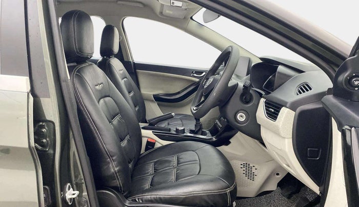 2020 Tata NEXON XZ PETROL, Petrol, Manual, 31,151 km, Right Side Front Door Cabin