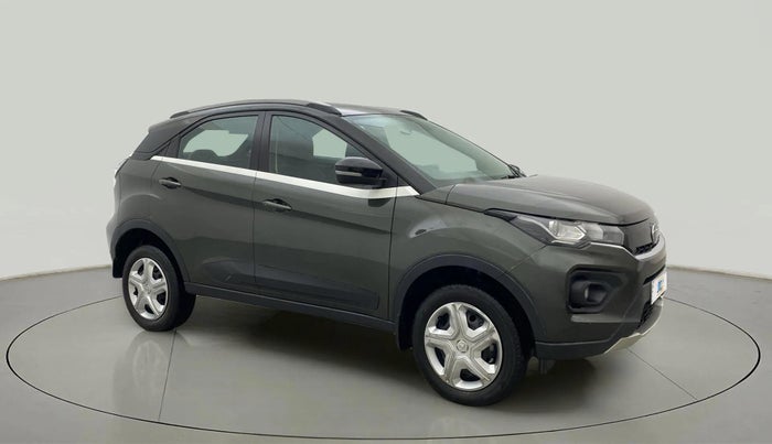 2020 Tata NEXON XZ PETROL, Petrol, Manual, 31,151 km, Right Front Diagonal