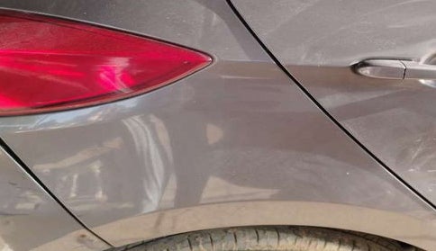 2018 Tata Tiago XZA PETROL, Petrol, Automatic, 70,951 km, Right quarter panel - Minor scratches